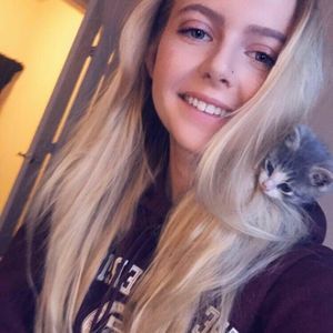 Meet your Posher, Cecilie